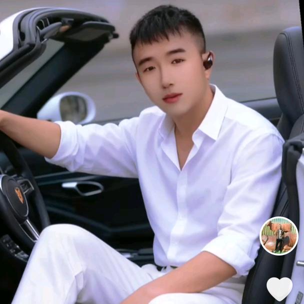 小雪找大哥，四号。