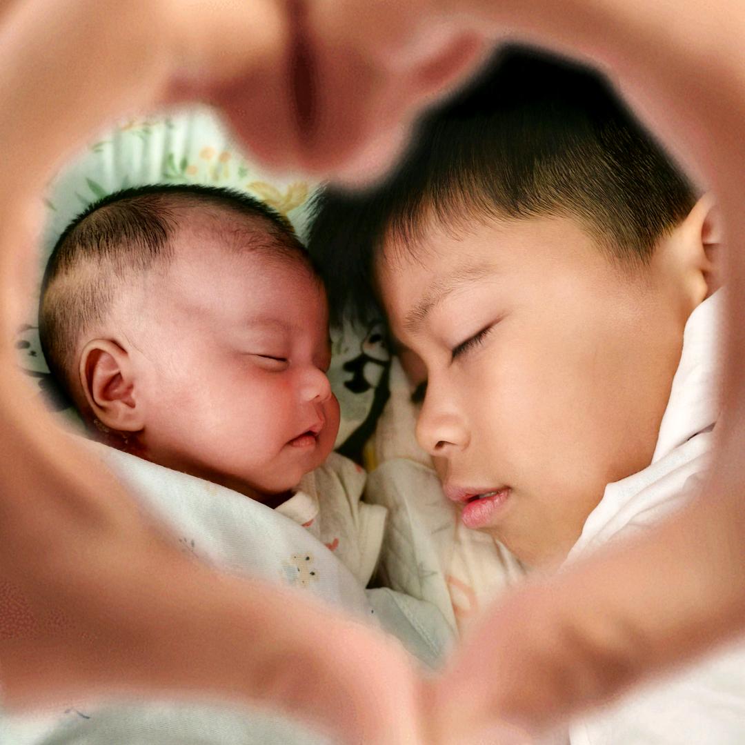 小妤呀（Rainie）