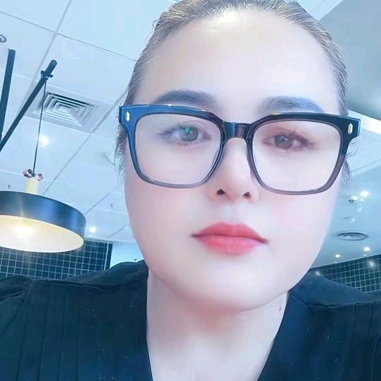 等待他的人蝶恋花