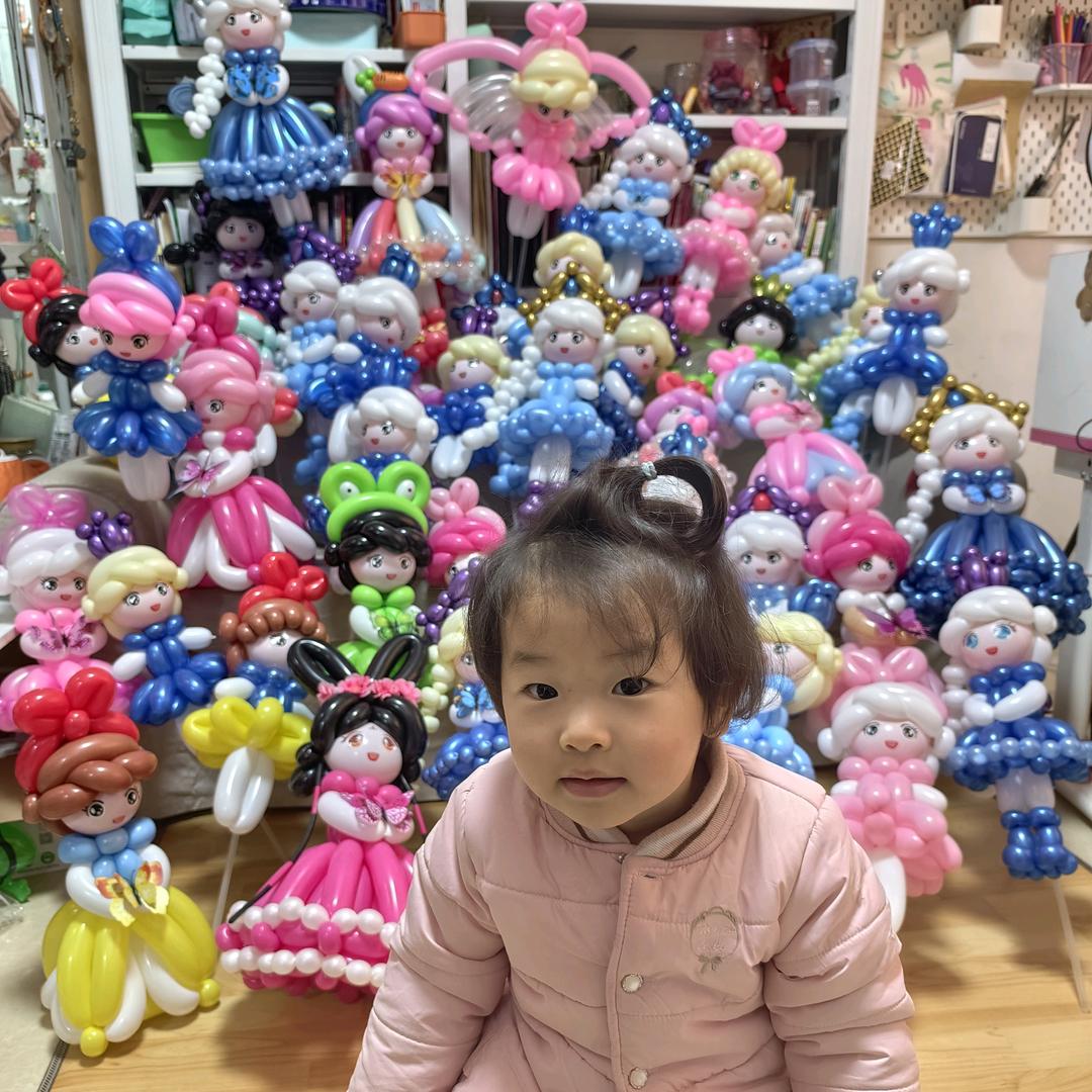 豆豆芽气球造型