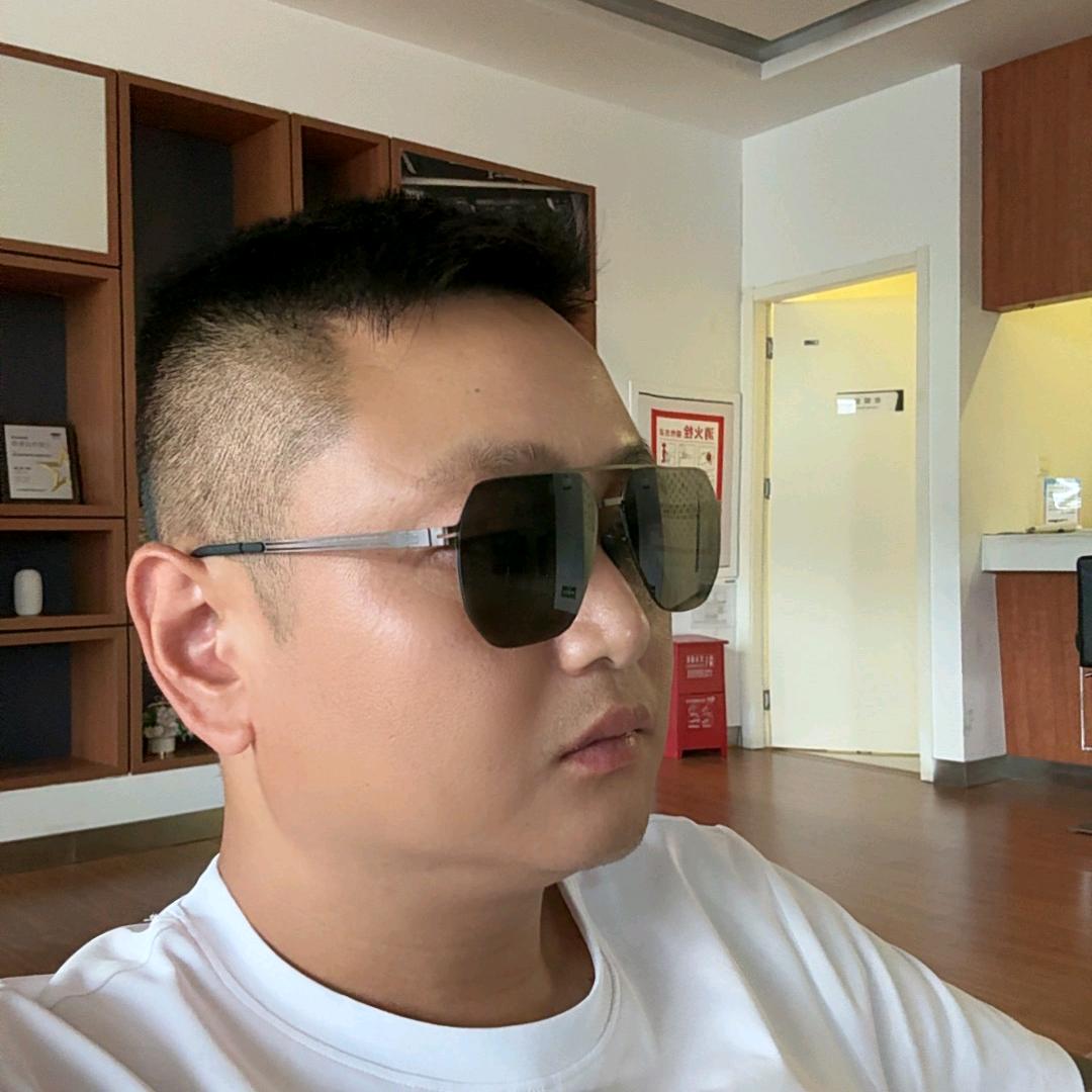 （不见☘️不贱）