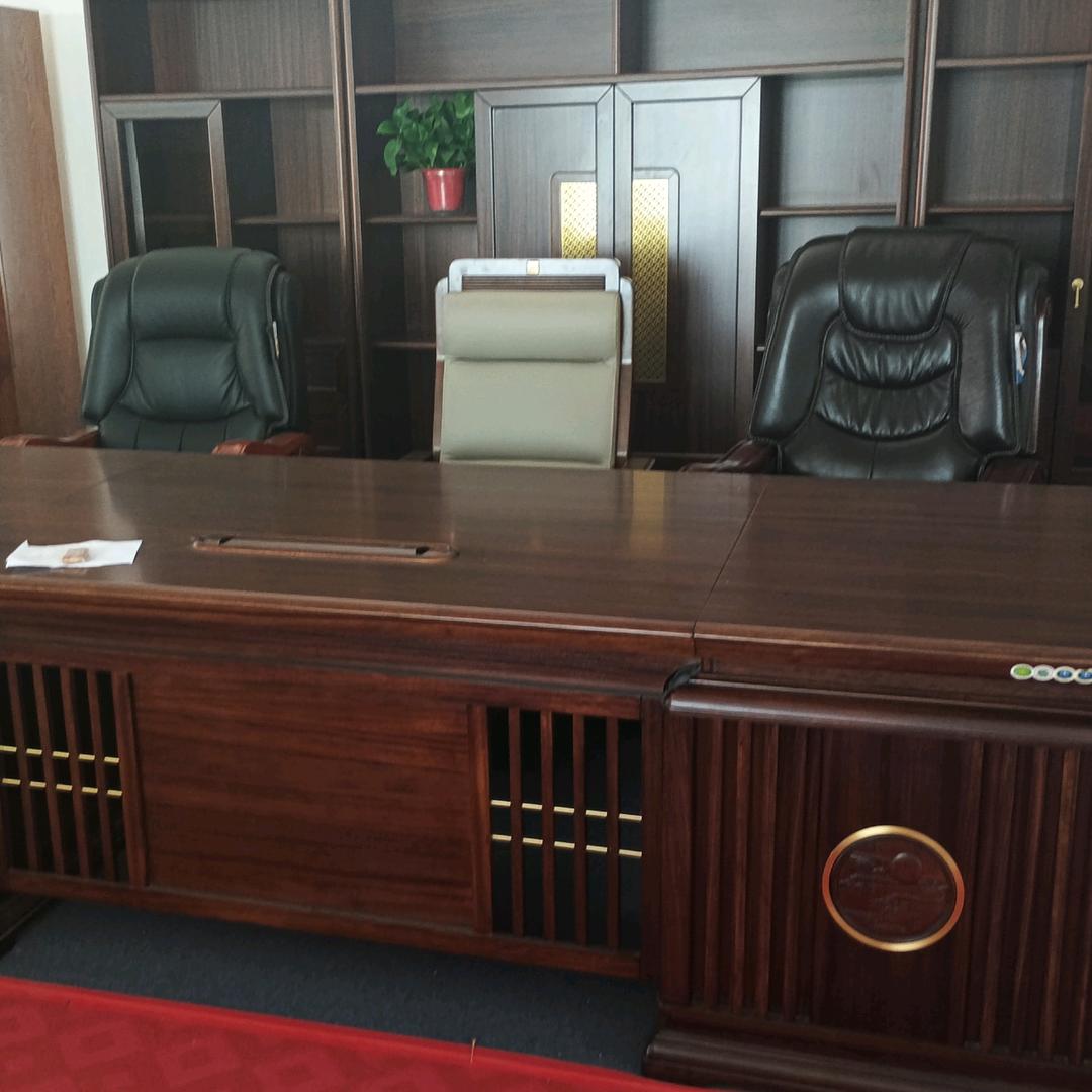 哈尔滨森信办公家具有限公司