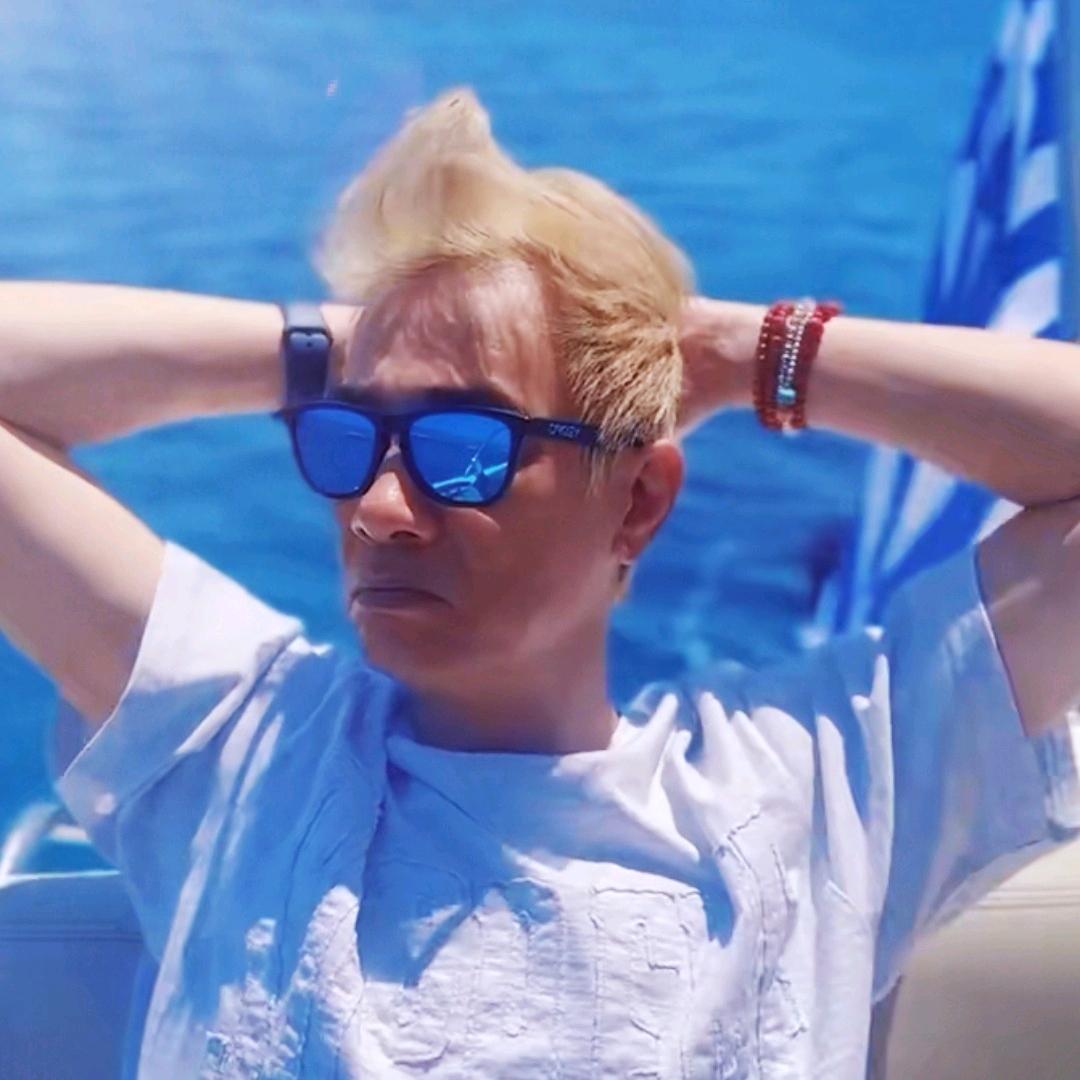 Fishlover·张  ❤上弦