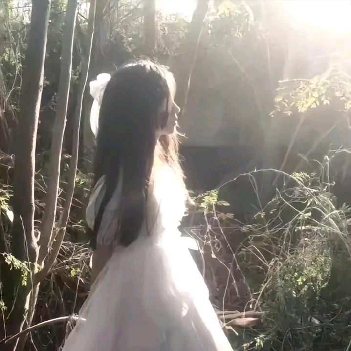 桃气电玩少女