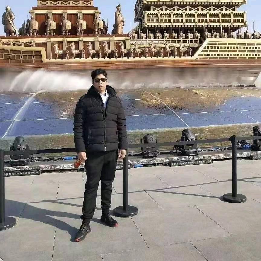 此人只应天上有