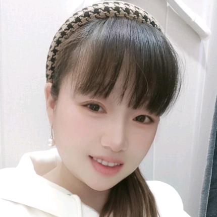 柒柒