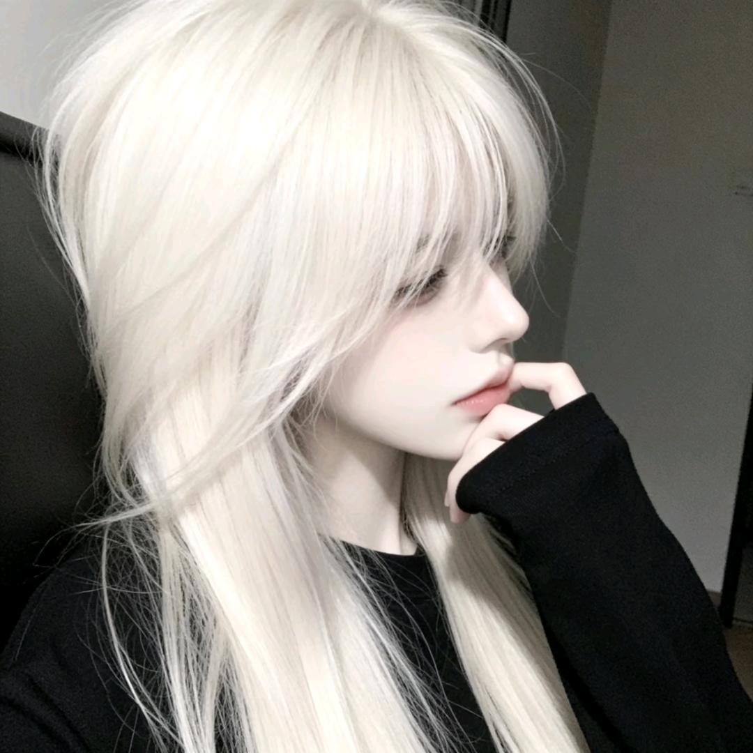 少.头像
