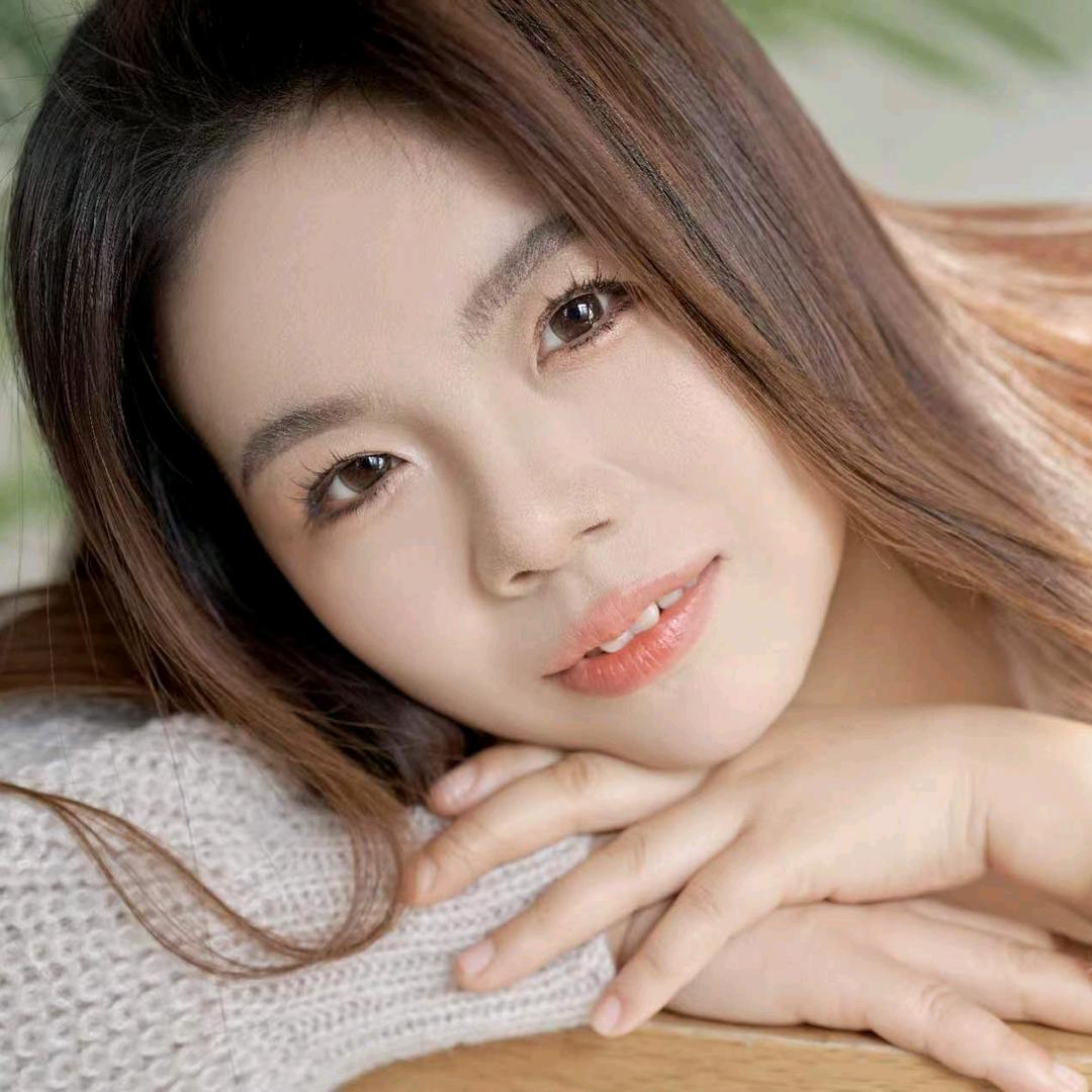 一颗糖俩个味