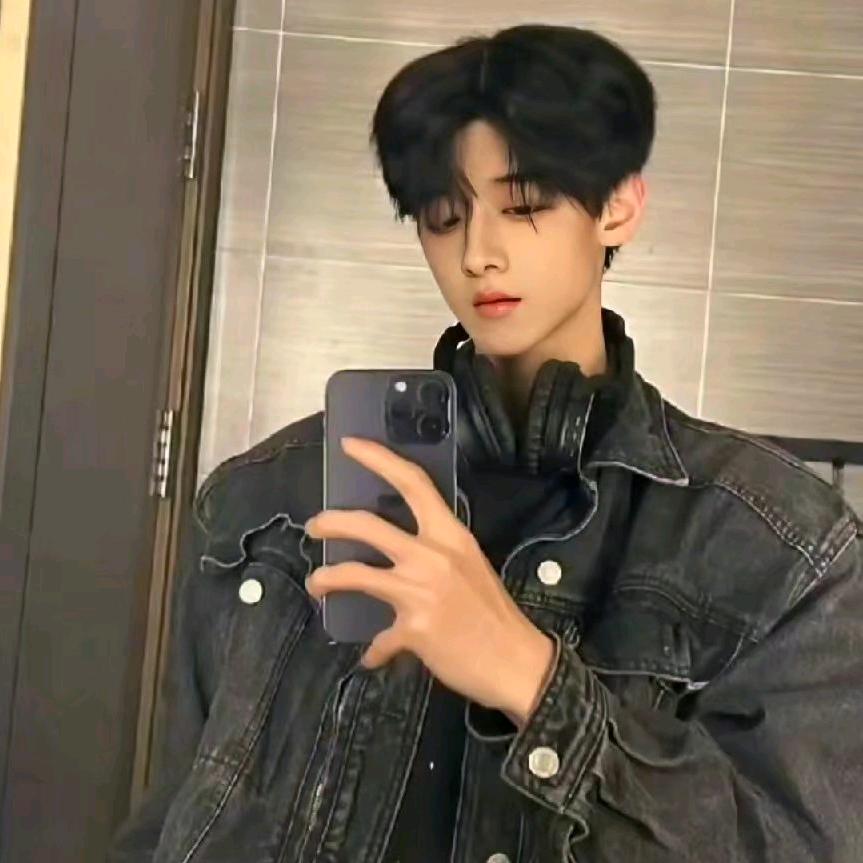 🤴🏻✨高冷王子🤴🏻王子✨