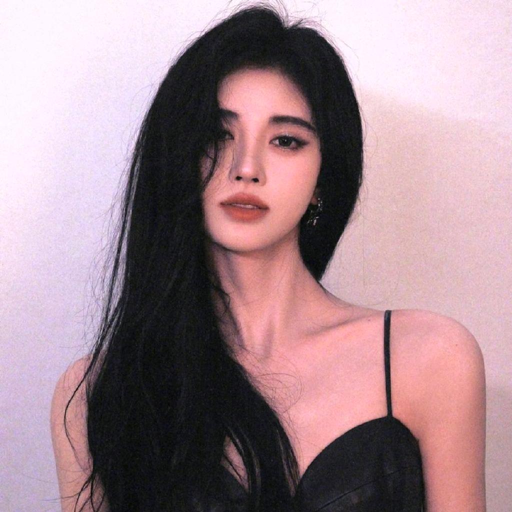 江小輿.