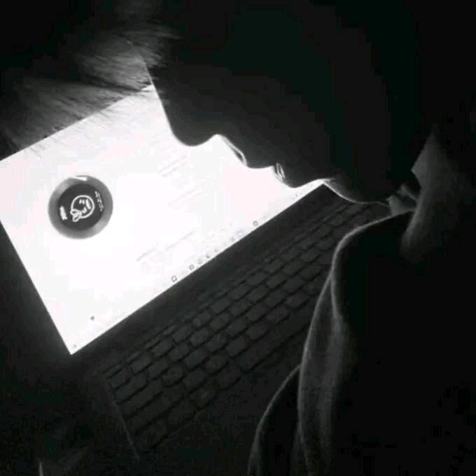 ROMADA扇子汽车用品专卖店