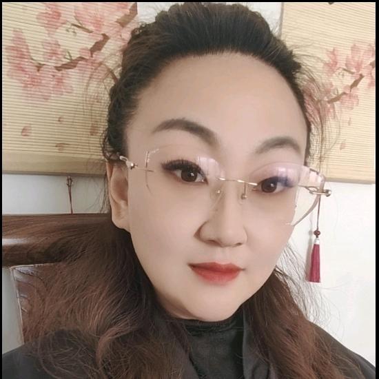 中和农信  王婷