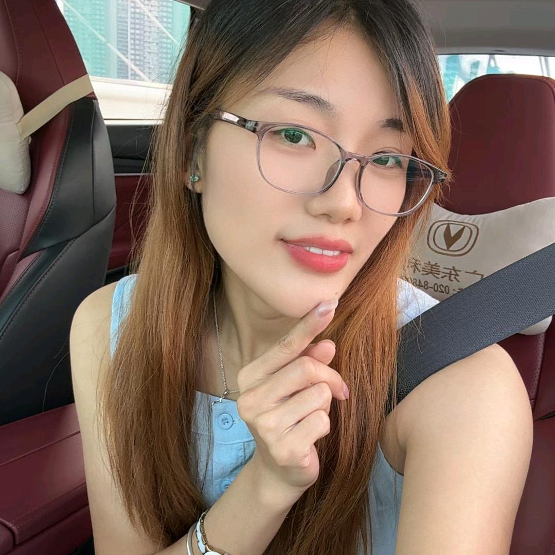 小罗（爱吃肉肉）