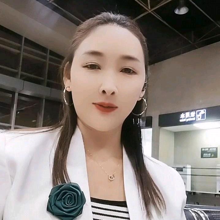 人生🌺只要🌹開心🌴就好。