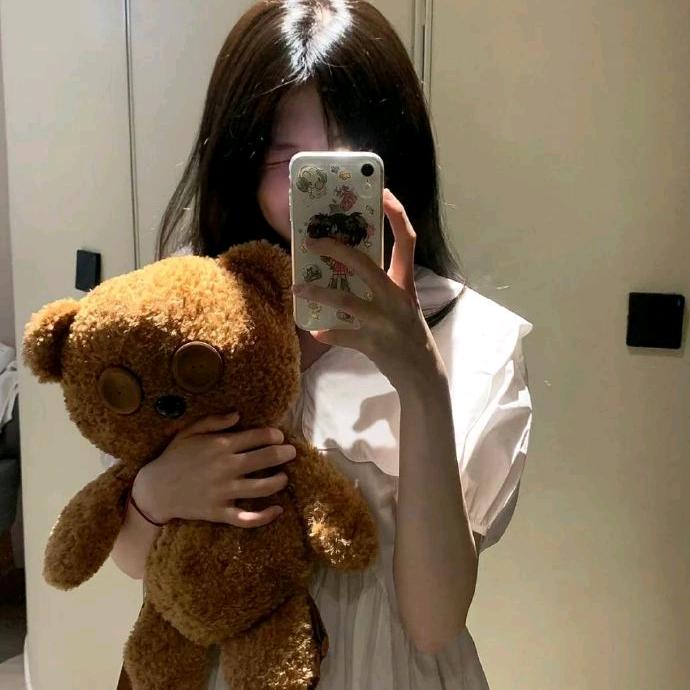 芭比小熊🐼（可丝）