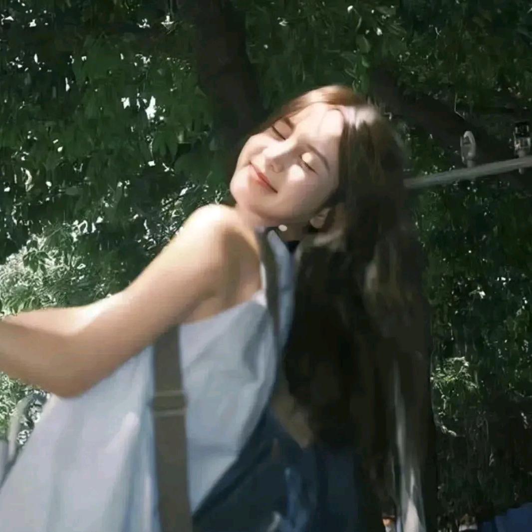 肆肆