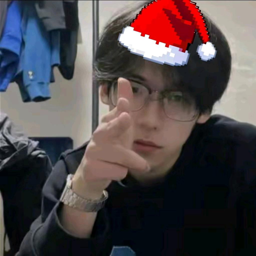 ε(*･ω･)_/ﾟ:･☆