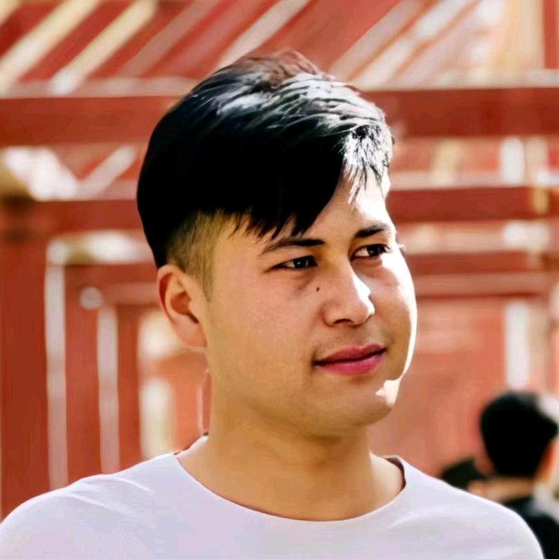 yusup jan 🎹🎵🎤