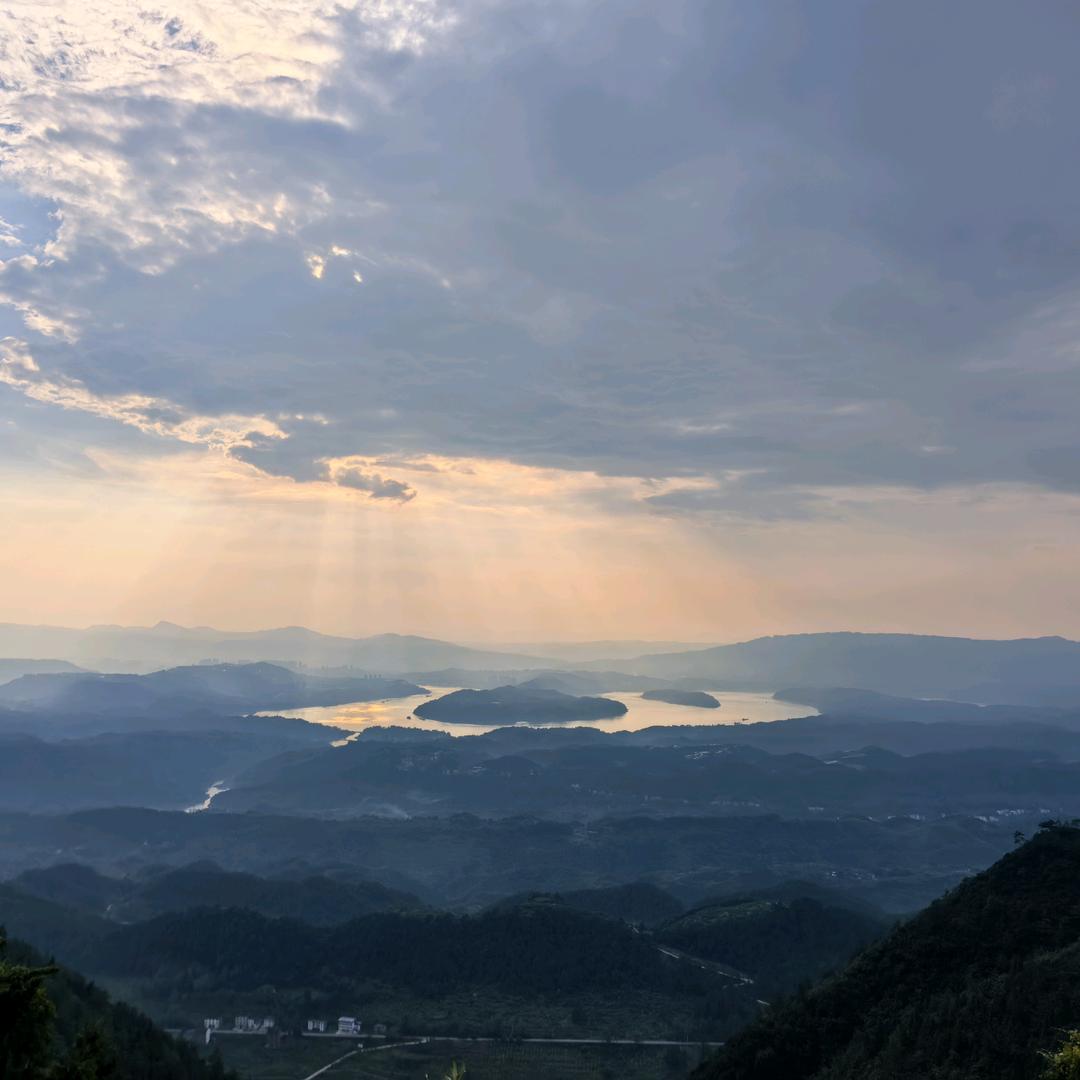 碧水清蒿
