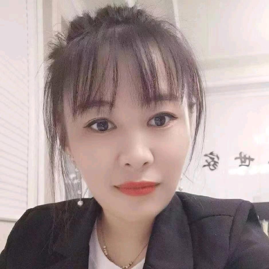 @张瑜，仿树脂琉璃瓦机