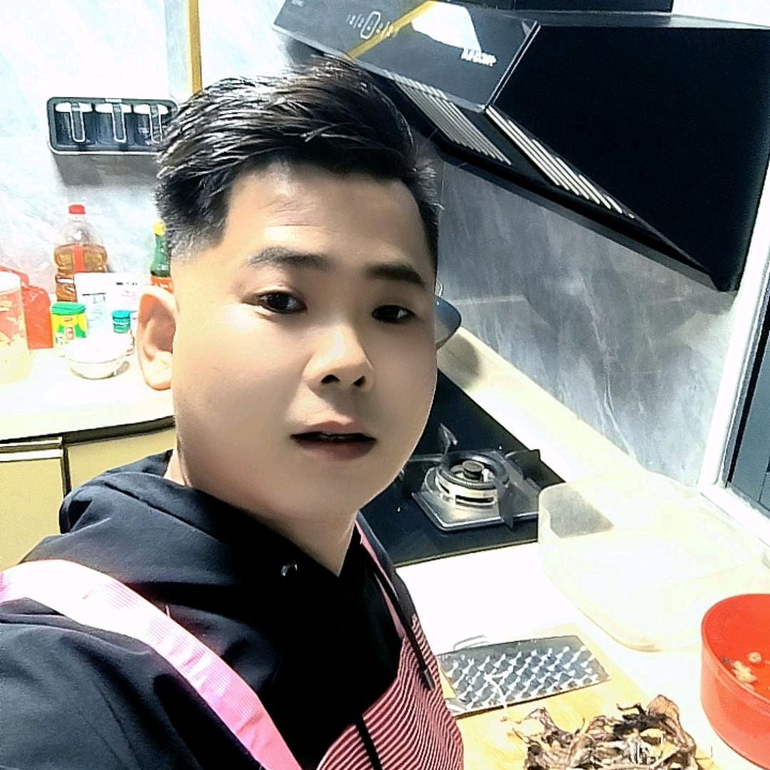 谭笑风生