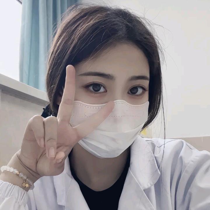 今禾，（休 金 ，木仓）