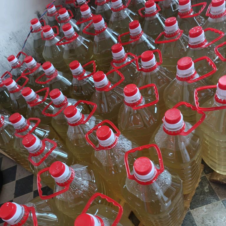 放养黑山羊巜糯米酒》