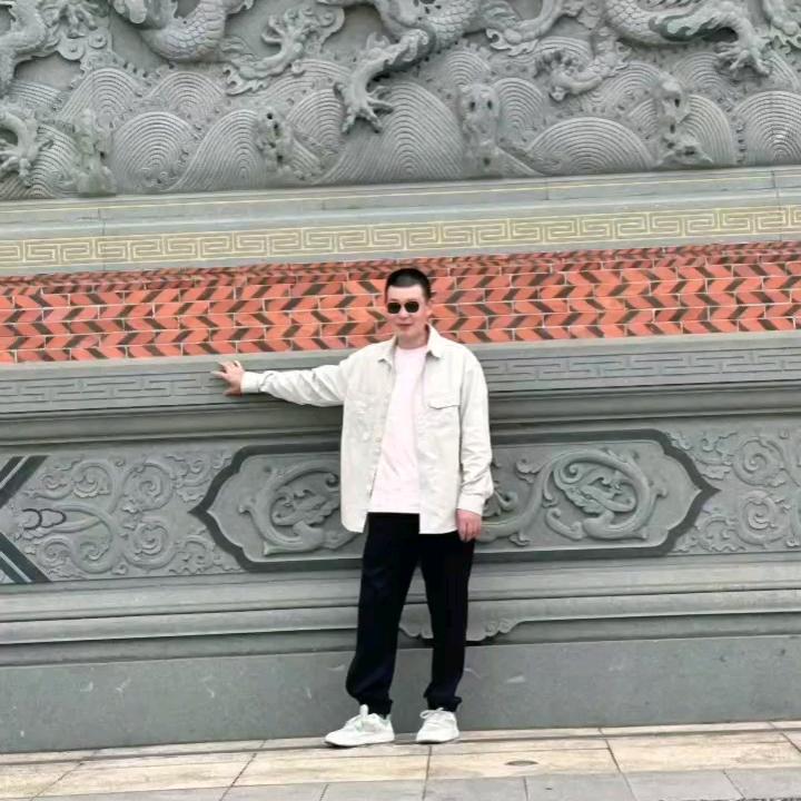 王