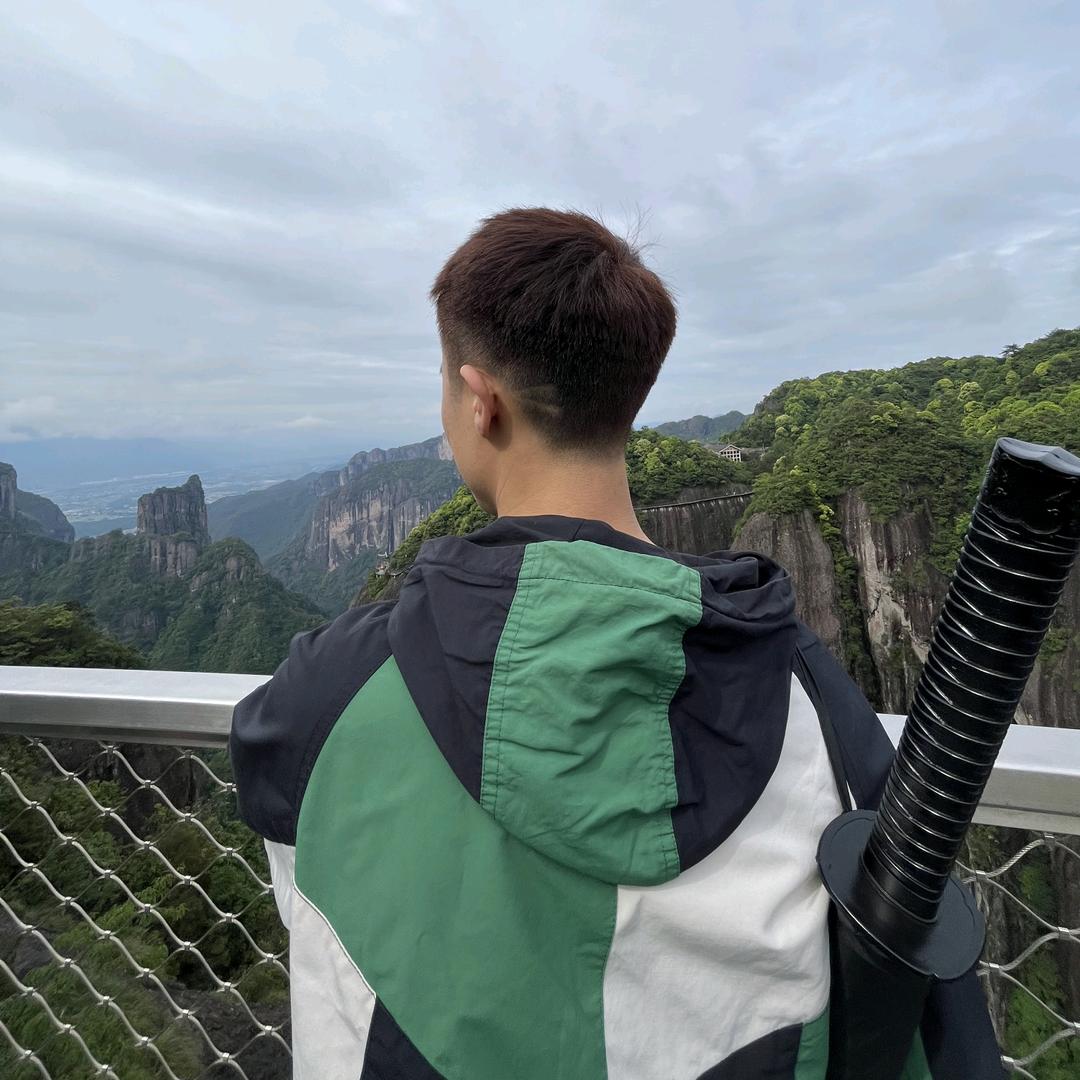 @臭鱼