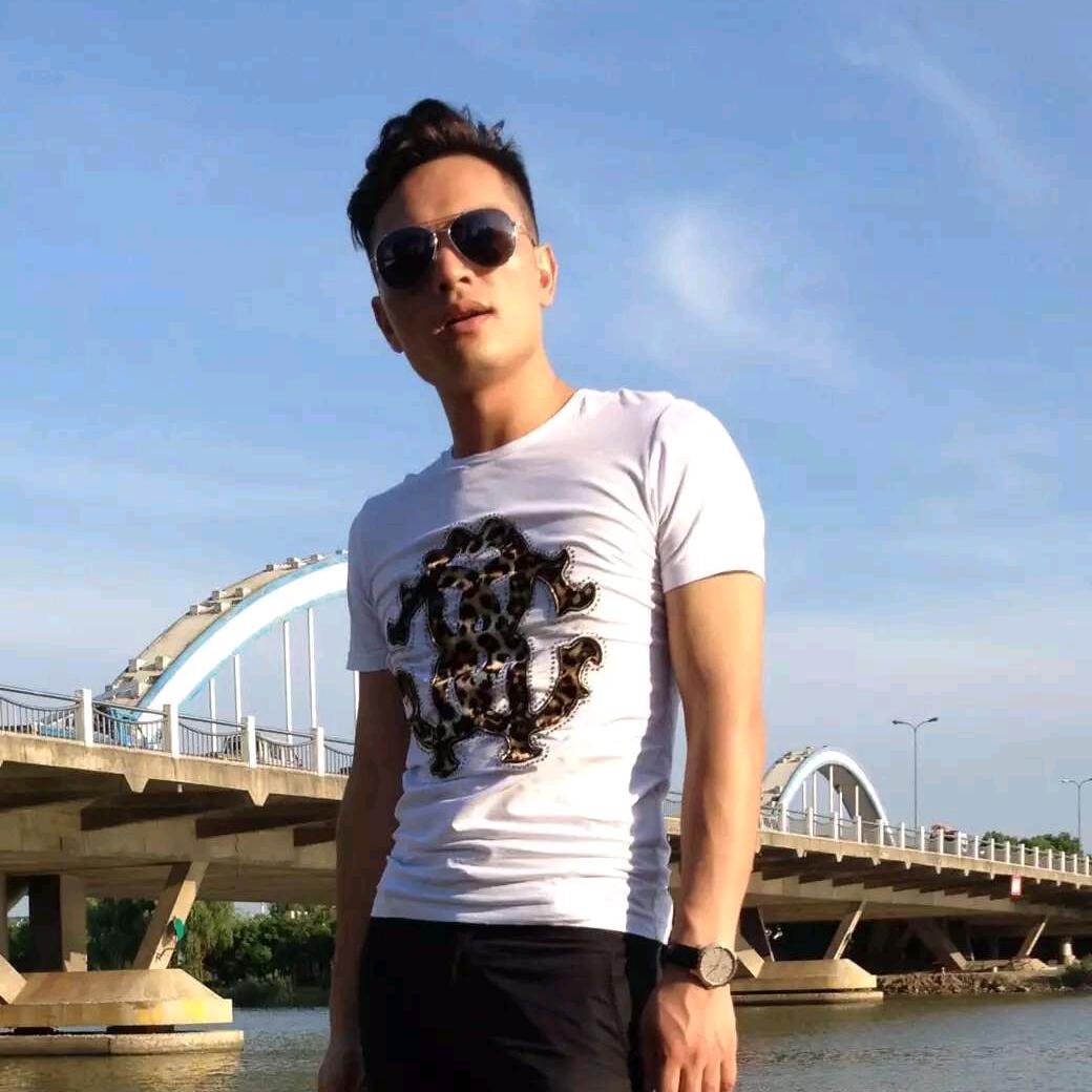 罗成
