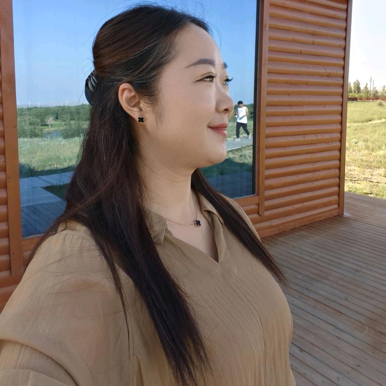 娟子（金氏家族成员来集合了）