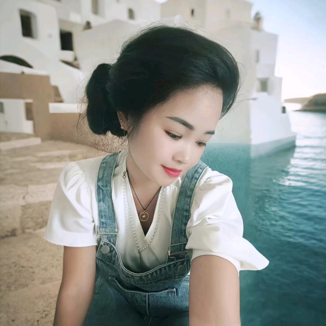 এ᭄⍨恋上一座城☁࿐