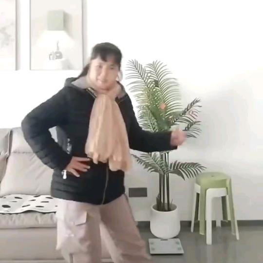 @珠海的姐（果奶）