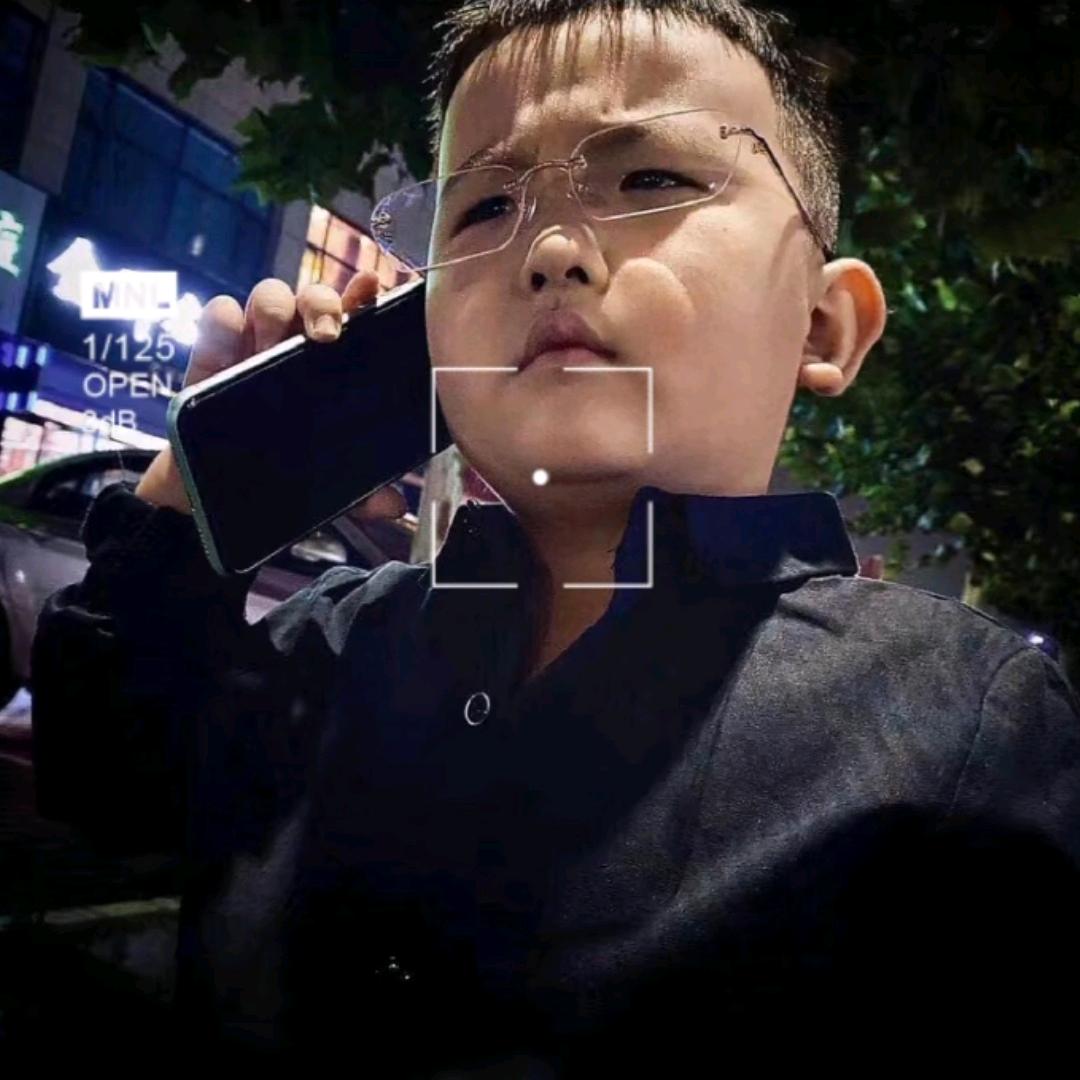 A 皇宫酒吧营销经理 吴昊