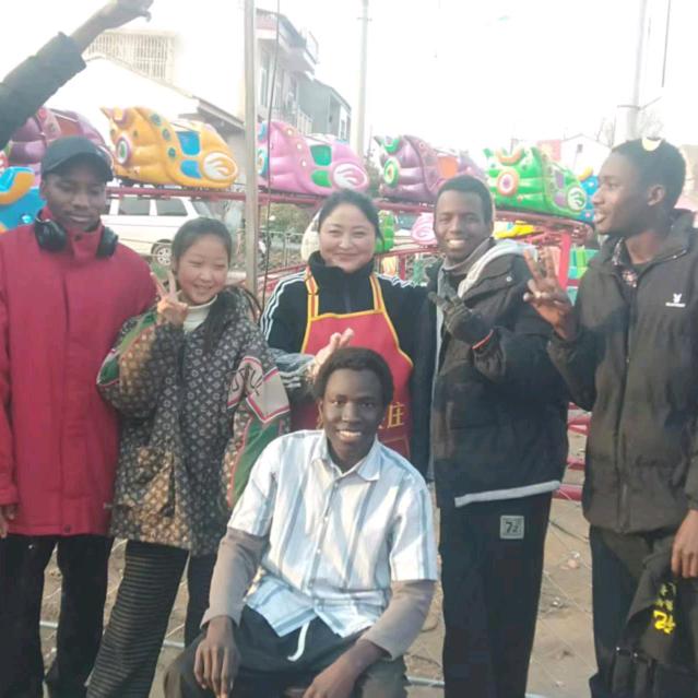 姐就是这么拽[拒绝私聊拒绝合拍〕