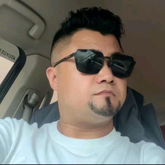 AAA建材批发李哥