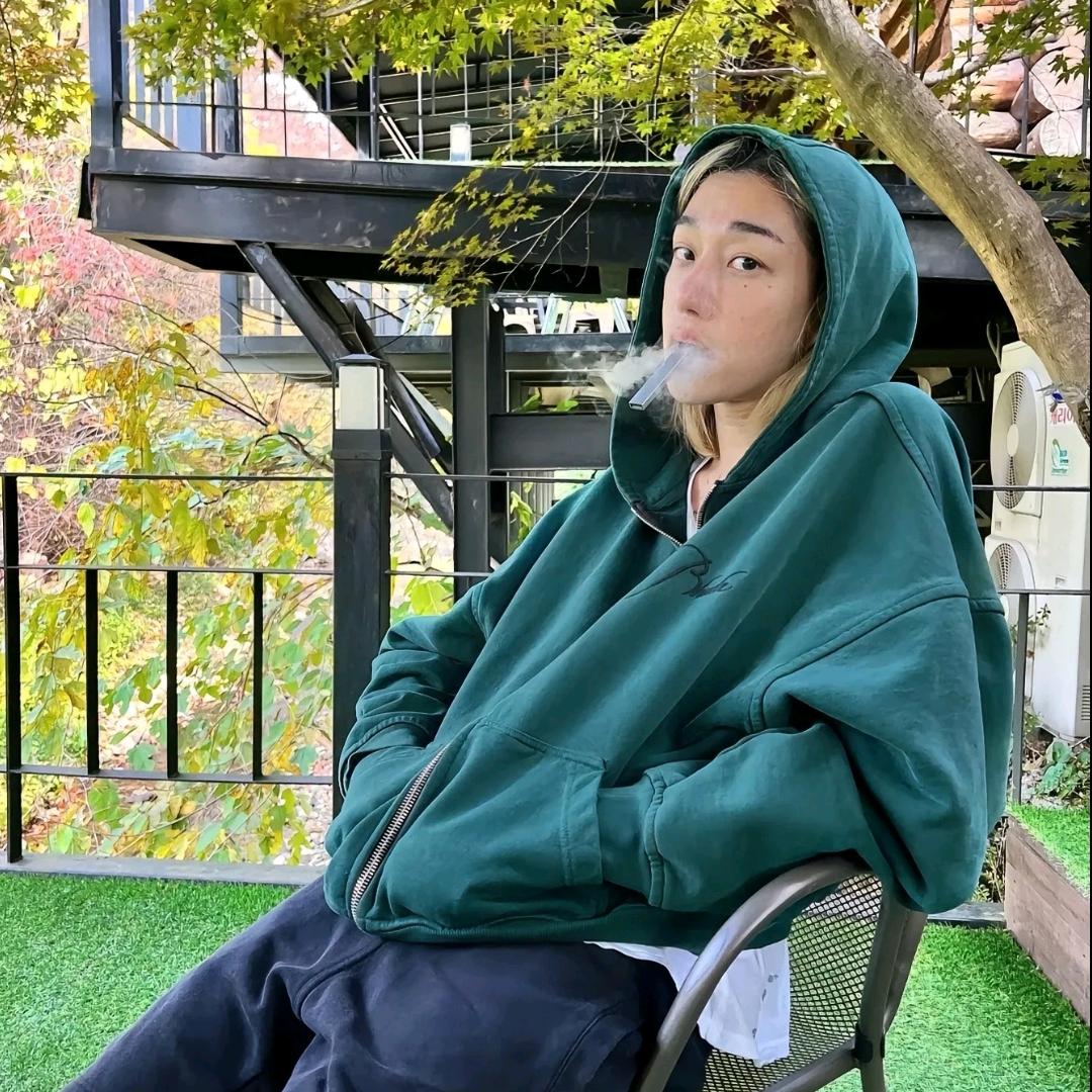 左飞