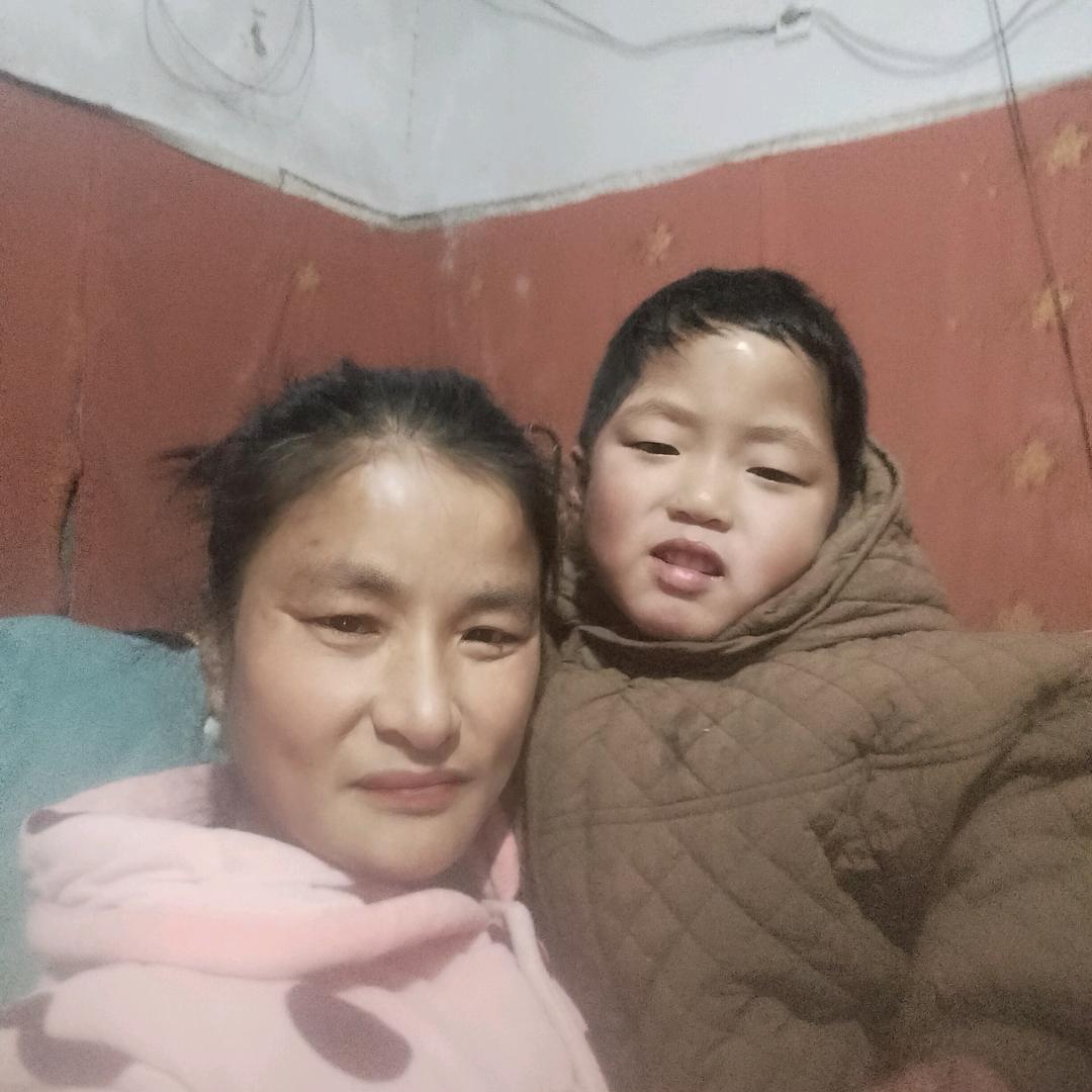 ◤彤彤和隽浠是妈妈的最爱◥