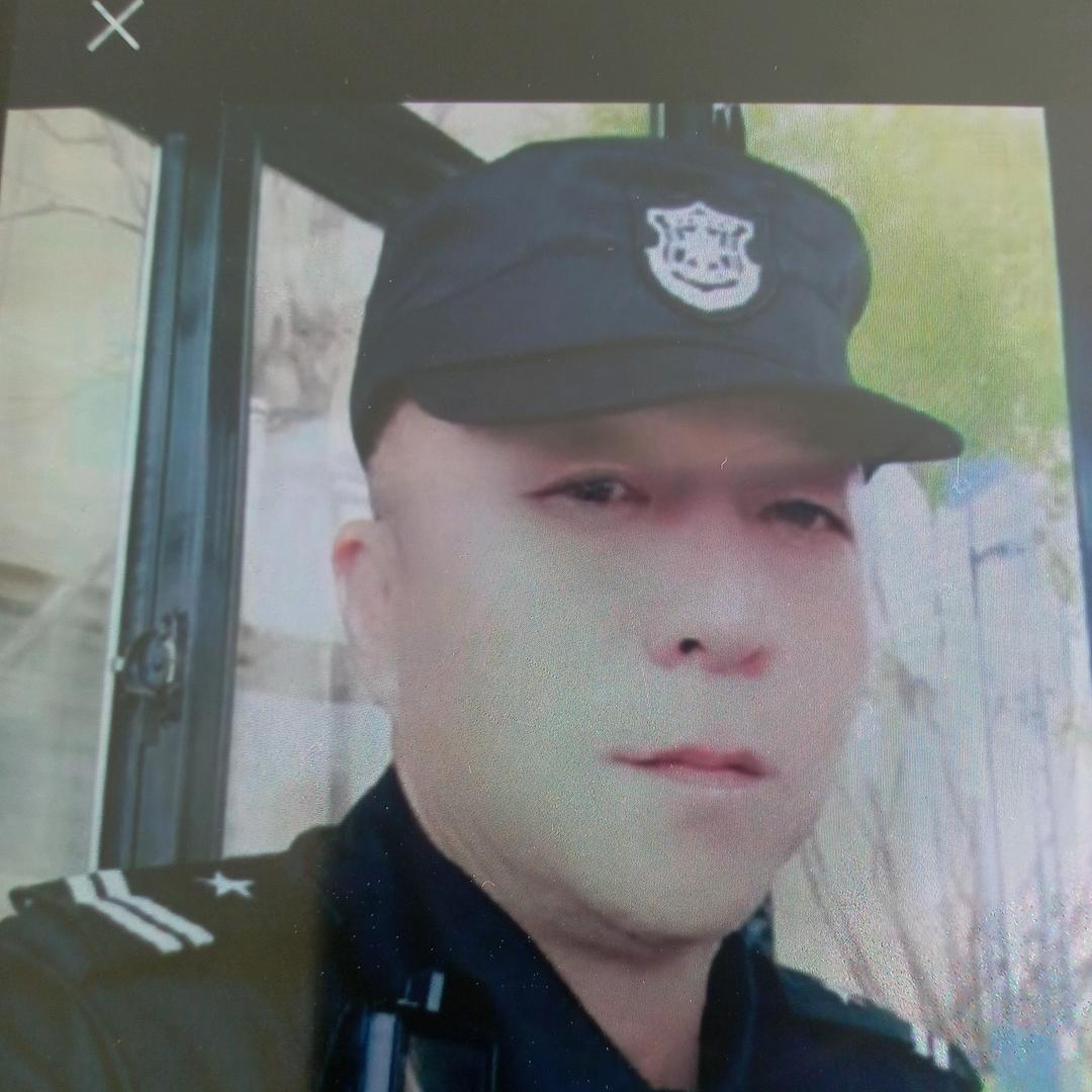 凯哥晚8.18，E。