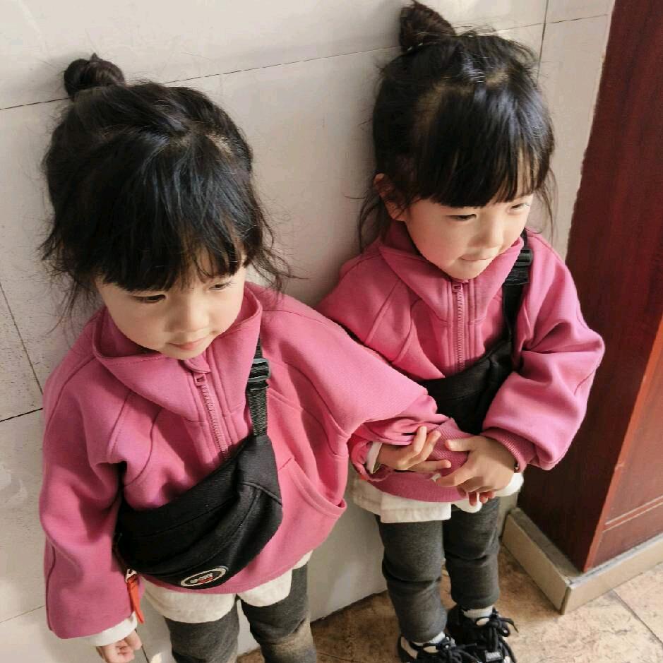 我是甜甜和糖糖