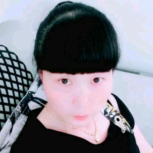珈蓝听雨