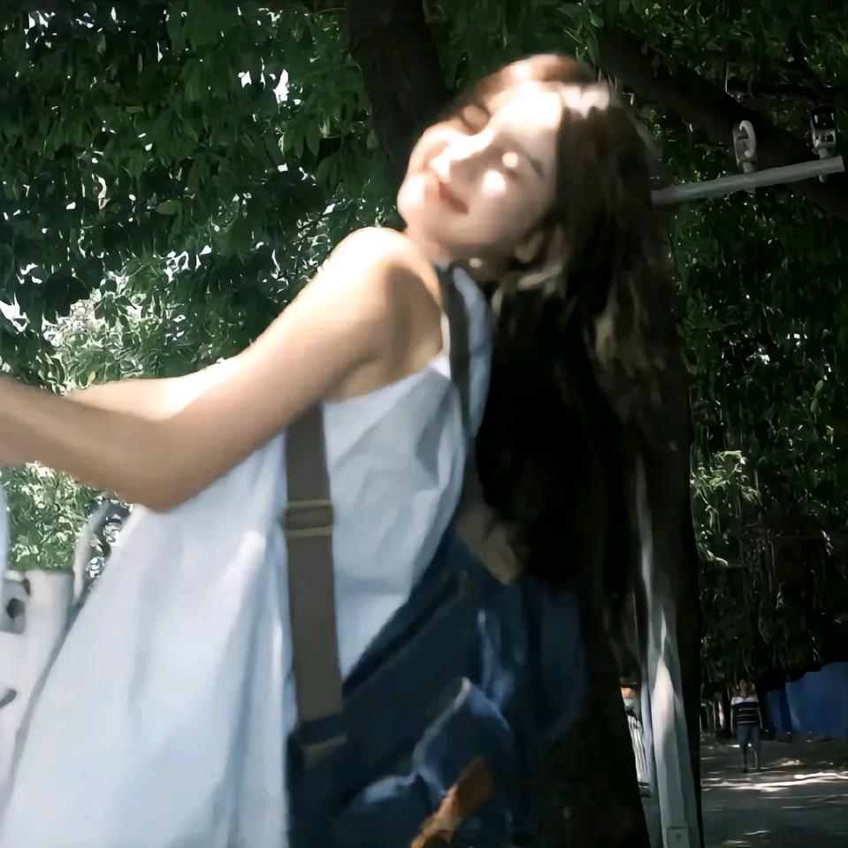 山茶花开在年糕里