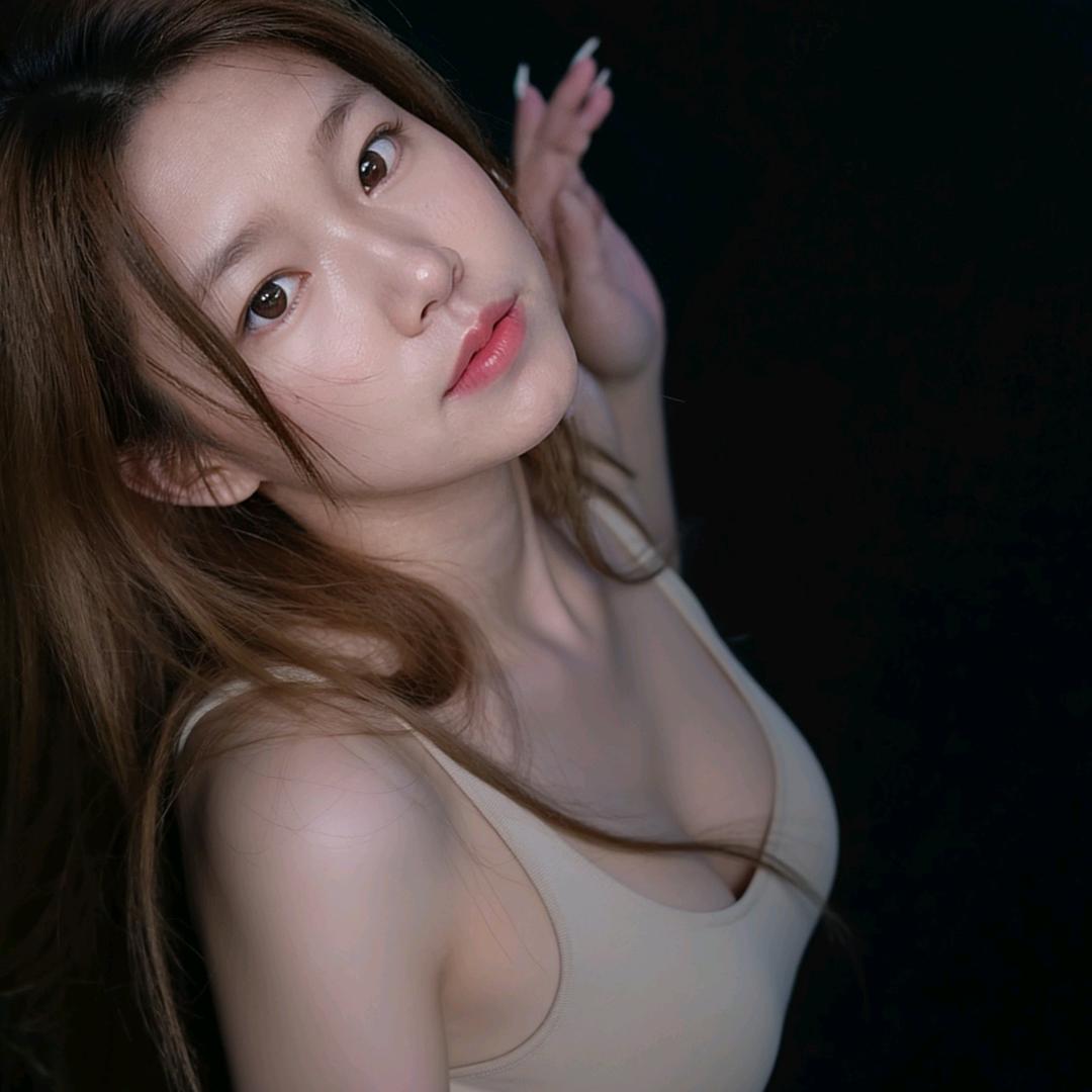 依ℒᎭℯ然