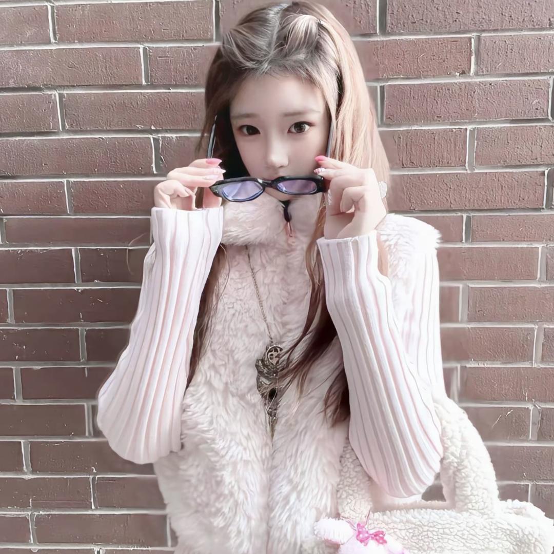 YurejyH