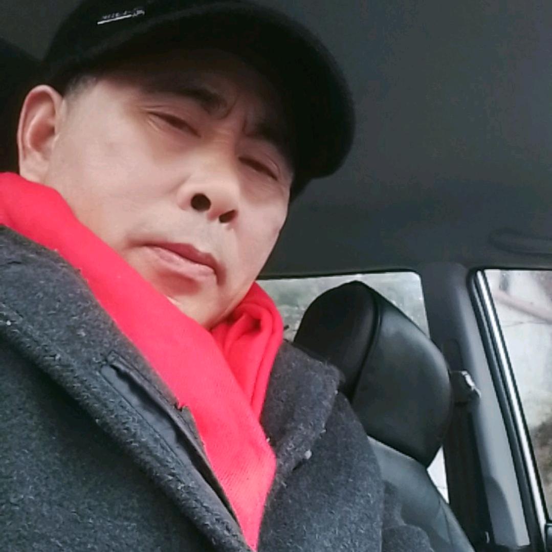 撞钟茶人