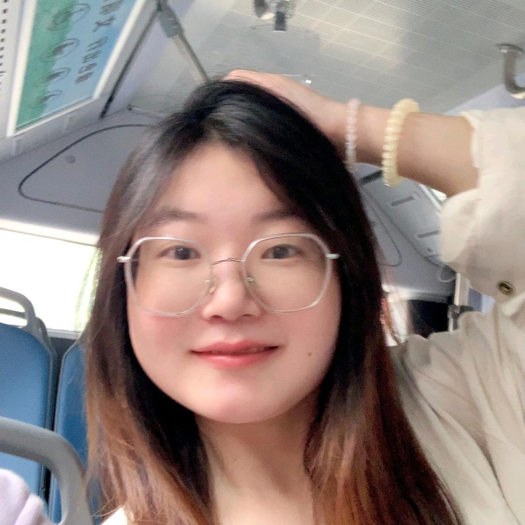 佳佳-