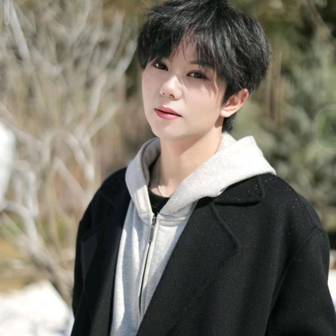 এ᭄❤️独宠₅₂₀傲雪ོꦿృ༊（余生尾巴