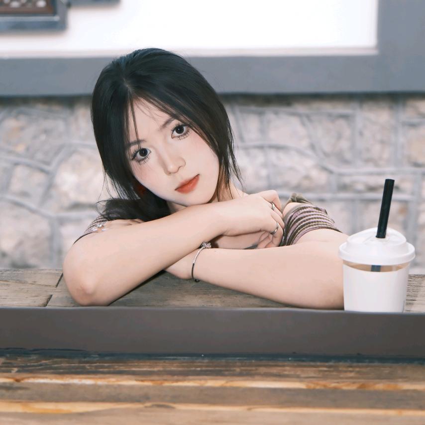 小熊愛吃饼干