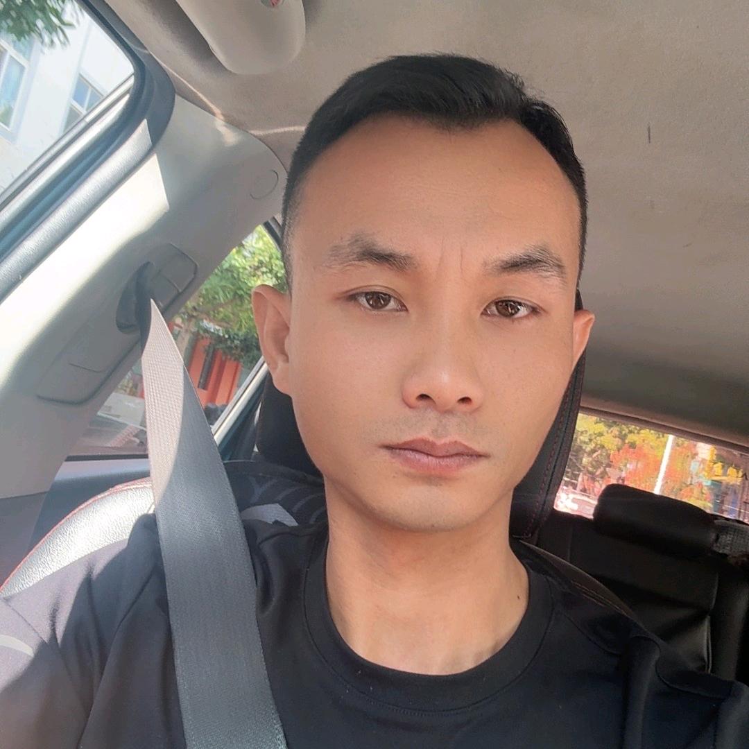 龙百万