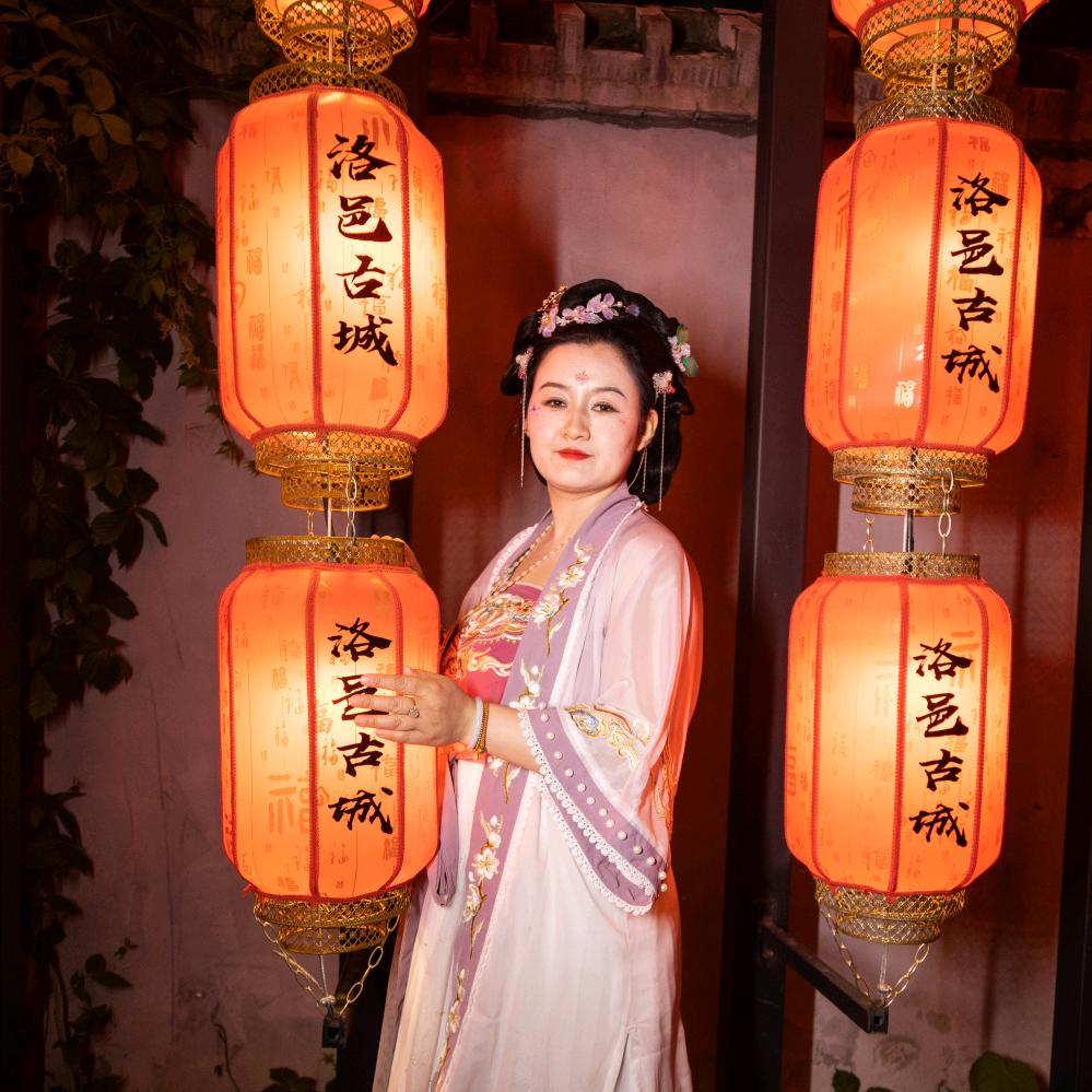 贵玲珑珠宝韩芳